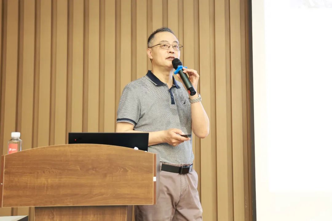 第十期全国储能财产巡回走访调研专家组莅临江苏北人
